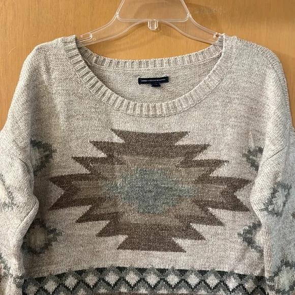 American Eagle Outfitters Aztec Southwestern Sweater Tan Brown Size Medium - Picture 2 of 11